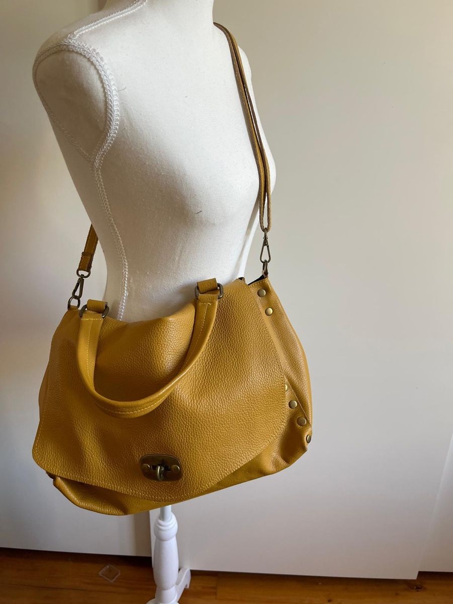 Taschen für Damen: Sac à main jaune moutarde – Gebraucht aus Sion von edelweissse