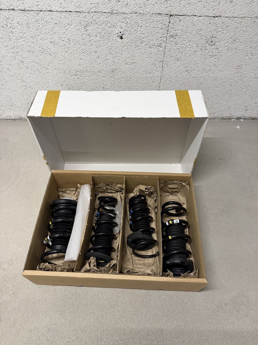 Welt der Tiere: Porsche 992.2 Originalfedern komplettes Set – Neu (gemäss Beschreibung) aus Geroldswil von LL_Autoteile