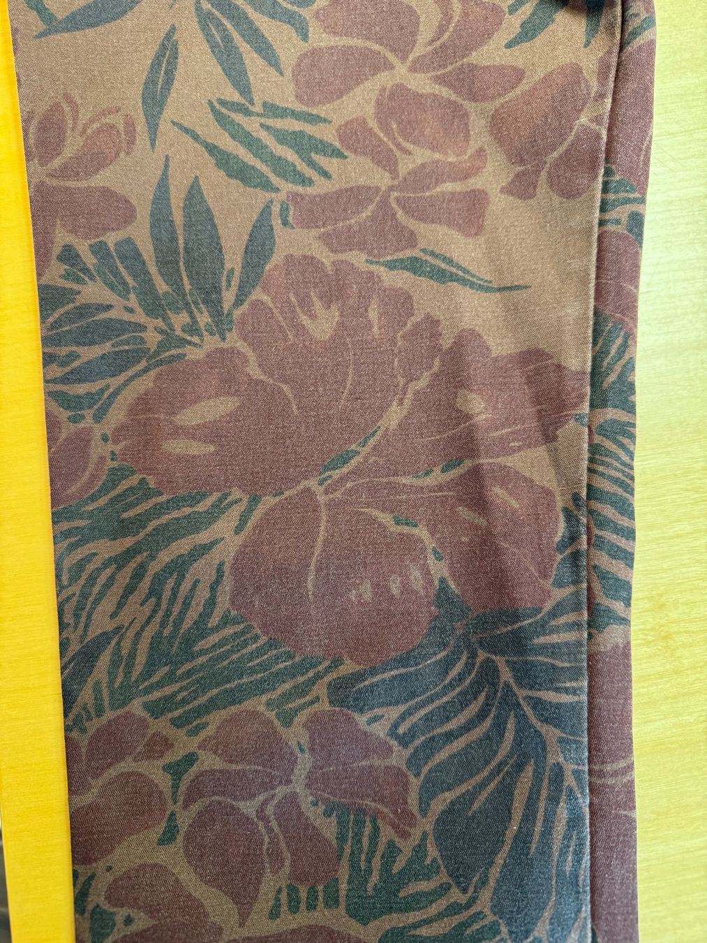 Nile Pantaloni: Hose von Nile mit Blumenmuster – Usato da Stäfa venduto da Mofi8712 7