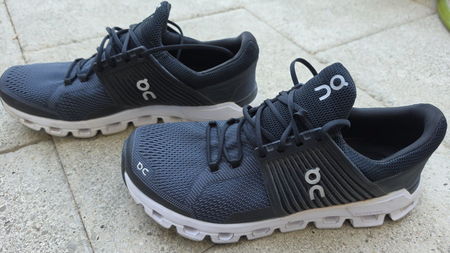On Herrenschuhe: ON Sneaker Cloudswift 3 schwarz/grau, Gr. 42.5 – Gebraucht aus Fehraltorf von Natib44 1
