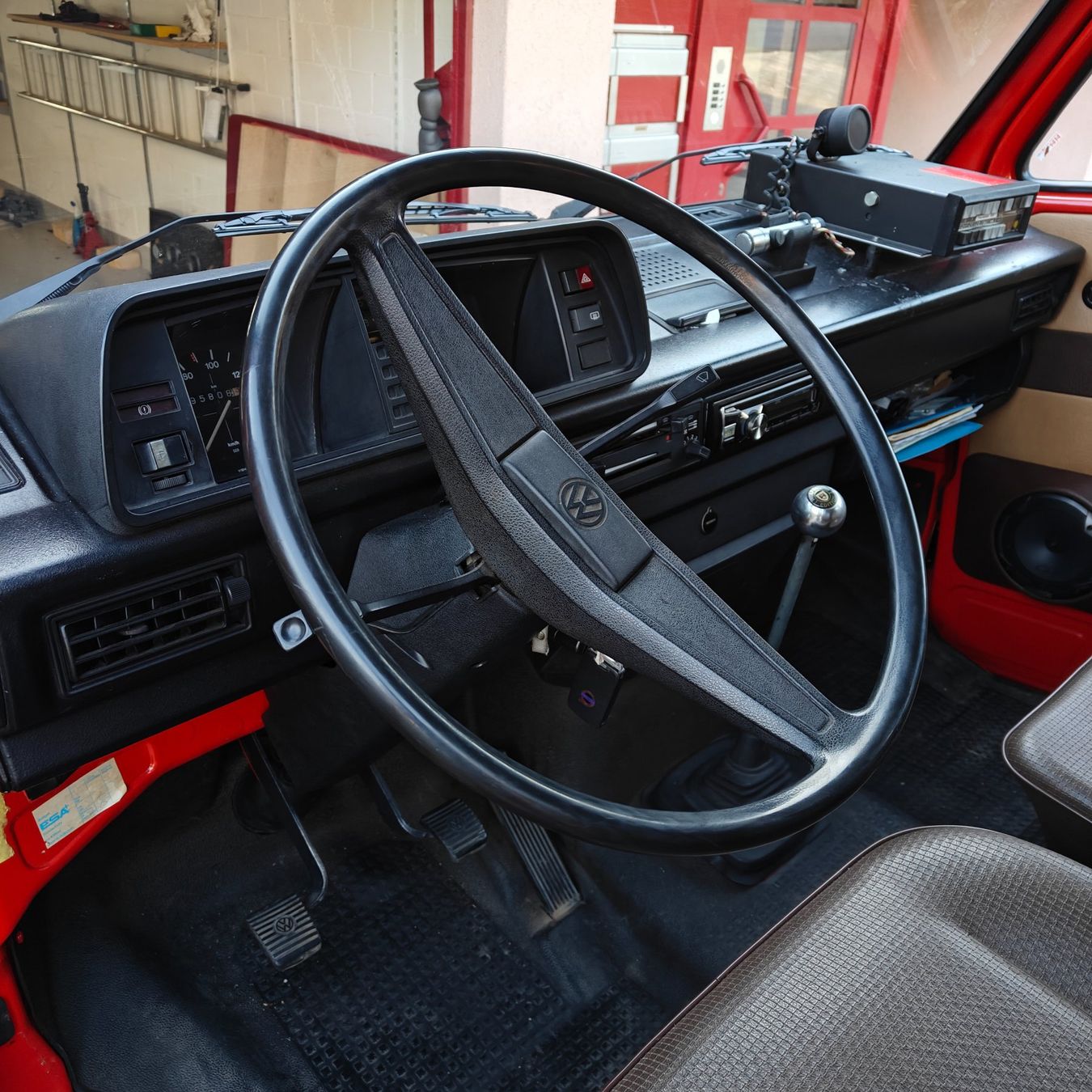 VW Veicoli da campeggio: VW Bus T3 – Usato da Kaltbrunn venduto da Guitaredaniel 3