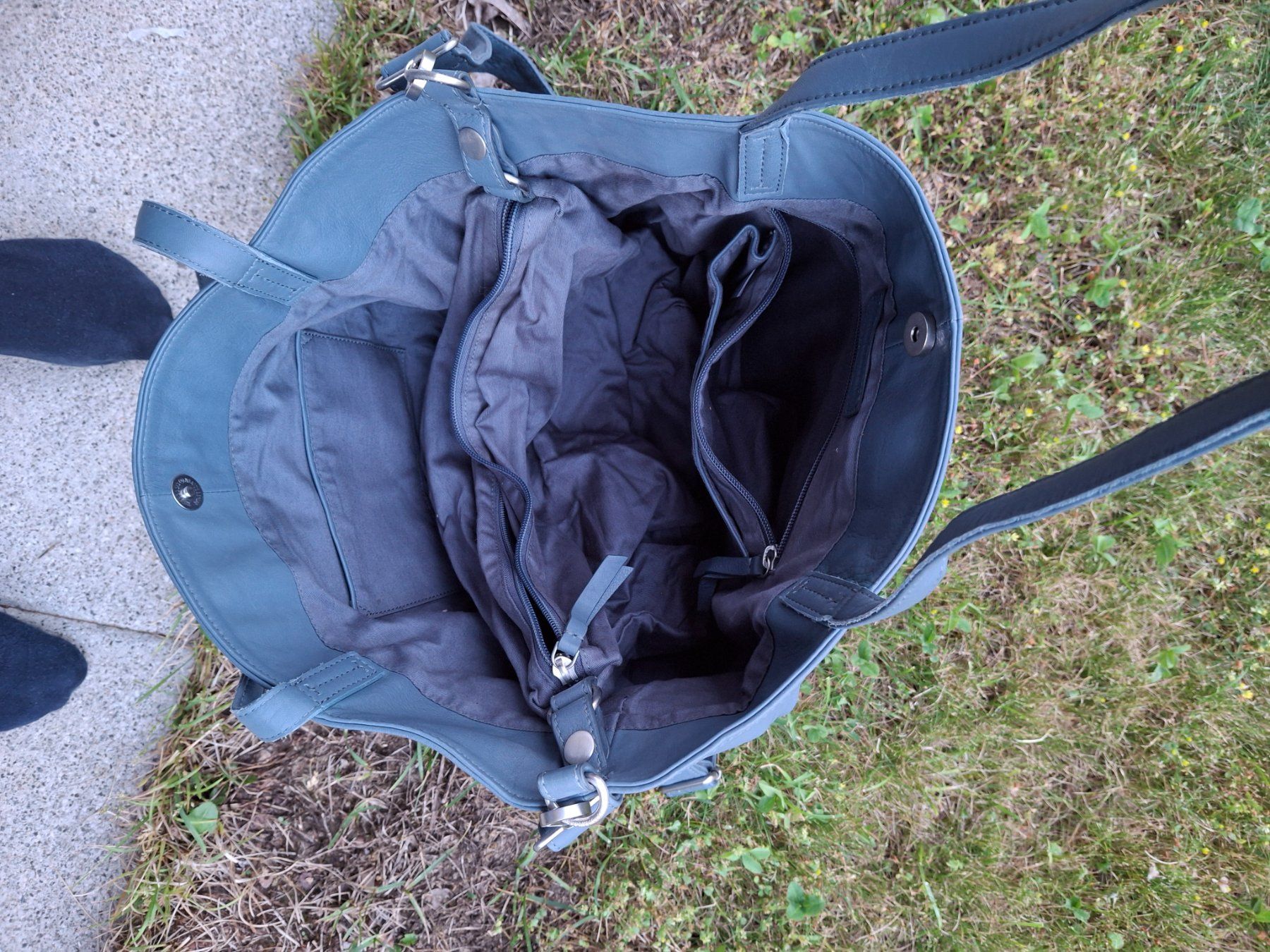 FredsBruder Borse da donna: Handtasche von FREDs BRUDER – Usato da Unterägeri venduto da spo_2kjh 1