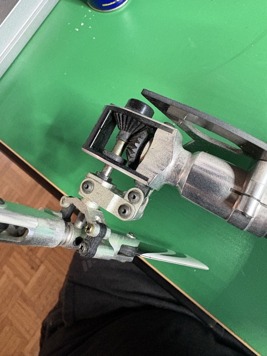 Align RC Modellbau: Align T-Rex 500 3D Helikopter – Gebraucht aus Ettingen von  4