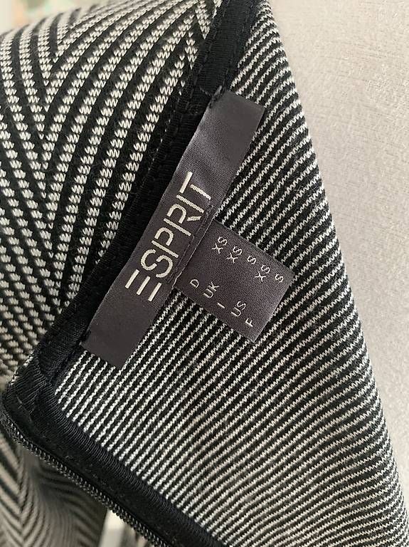 Kleider: Kleid ESPRIT schwarz/grau – Gebraucht aus Einsiedeln von ver_sb5p 4