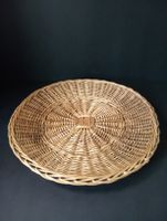 Grosser Vintage Korb-Tablett aus Weide / Rattan Ø 41 cm
