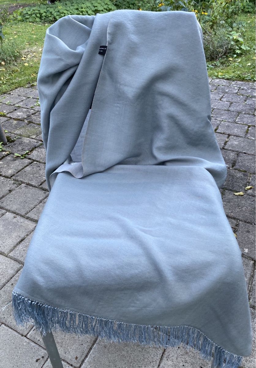 Foulard & Sciarpe: Schal hellblau mit Fransen 100% Wolle Neu – Nuovo e nell'imballaggio originale da Rabius venduto da bri_ca76 1