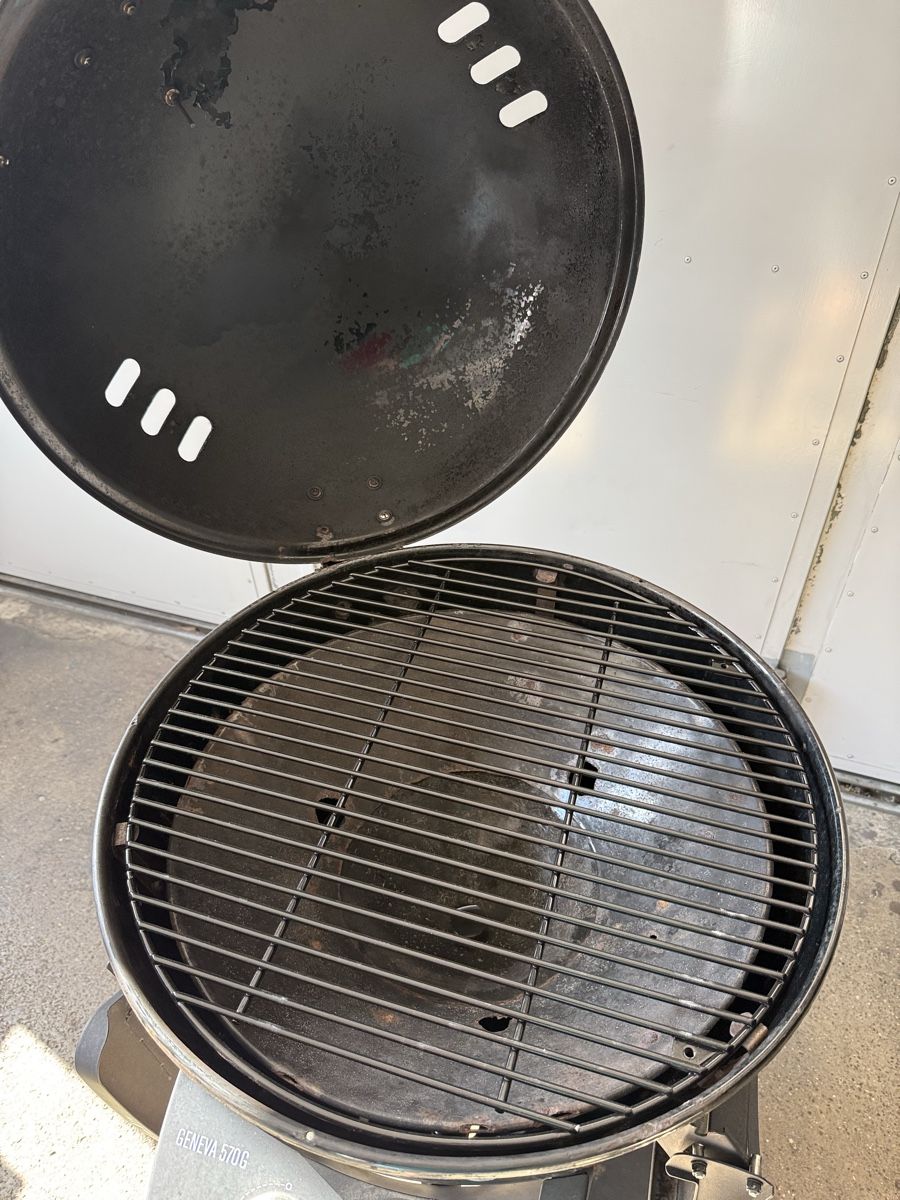 Griglie: Outdoorchef Geneva 570 G mit neuem Grillrost – Usato da Pfungen venduto da 3LGK158 3