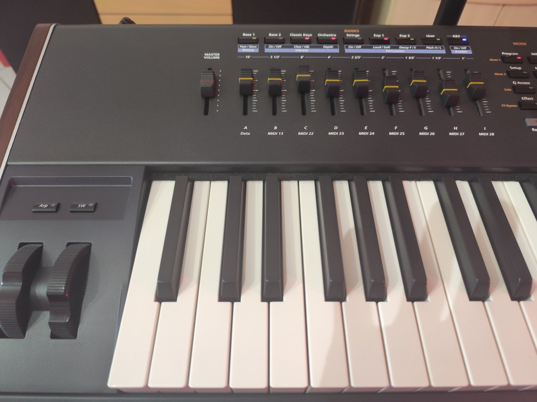 Strumenti musicali: Synthesizer Workstation Kurzweil PC3 K8 – Usato da Opfikon venduto da cuti2000 4