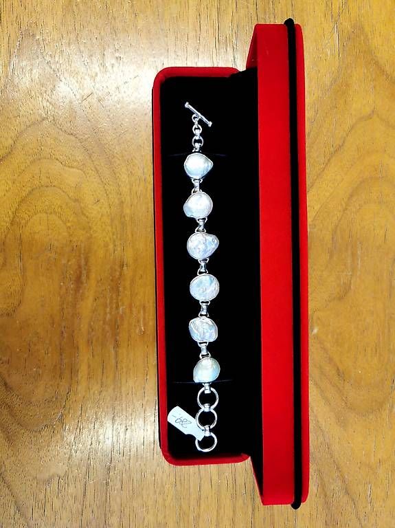 Bracciali & Braccialetti: Bracelet artisanal argent 925 une rangée & perles nacrés – Usato da La Neuveville venduto da Esteban_BDM 1