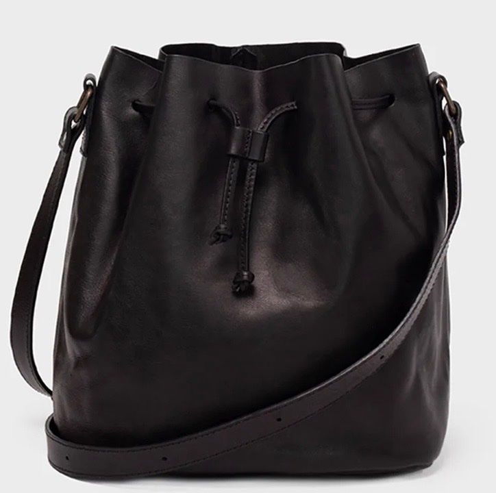Borse da donna: Park Beuteltasche schwarz , NP 329Fr. – Nuovo (secondo la descrizione) da Diegten venduto da ste_pvd5 8