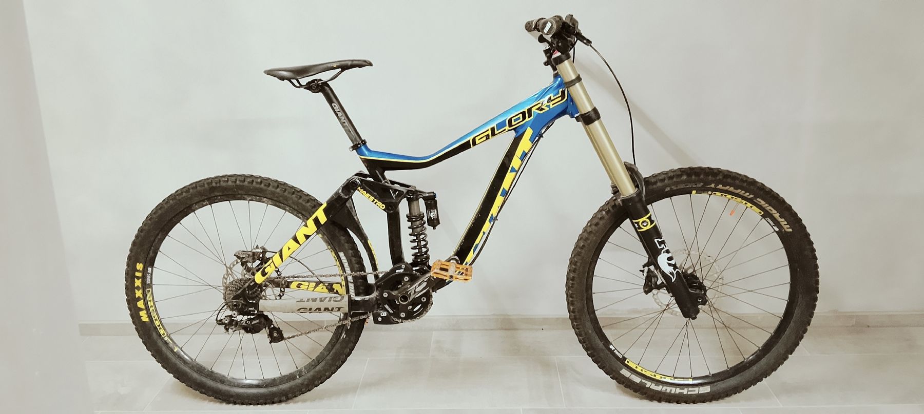 Giant Velos: Giant Glory 8.0 Downhill bike – Gebraucht aus Biel/Bienne von Vintage-timearts