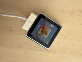 Apple iPod Nano 6. Generation grau gebrauchter Zustand