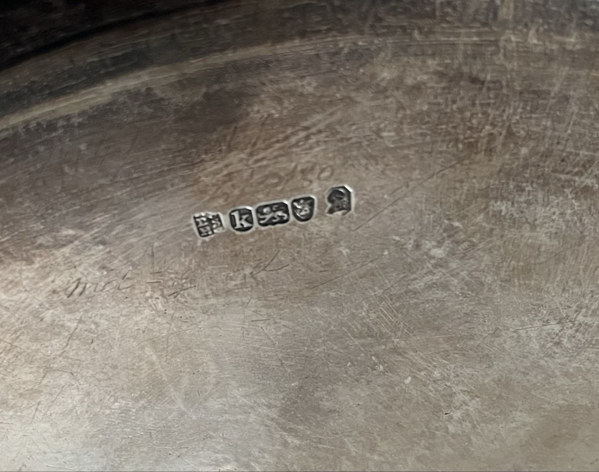 Piatti di portata: Antikes Englisches Sterling Silbertablett 1785 – Usato da Lachen SZ venduto da ratata 6