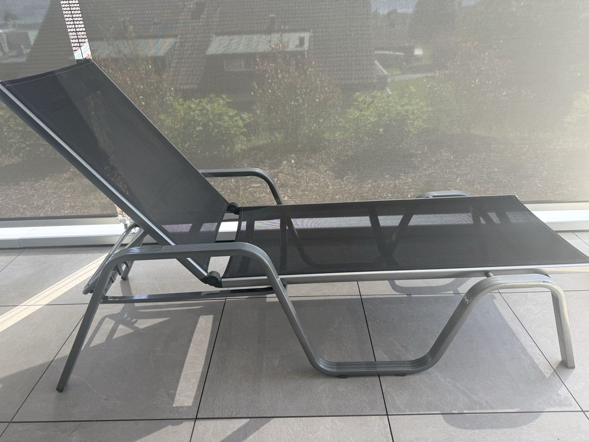 Liegen & Liegestühle: Sonnenliege – Gebraucht aus Uerikon von pet_8mys 3