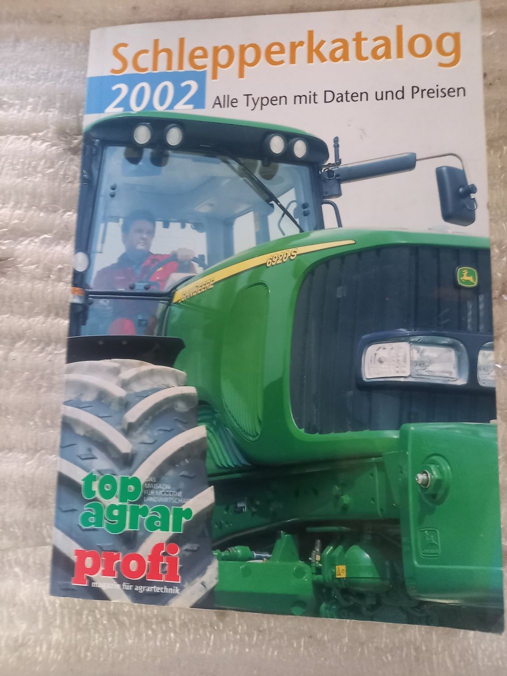 Libri: Schlepperkatalog 2002  / 320 Seiten – Nuovo (secondo la descrizione) da Ziefen venduto da alonso1234