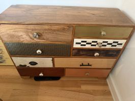 Kommode mit 9 Schubladen Holz Landhausstil gebraucht