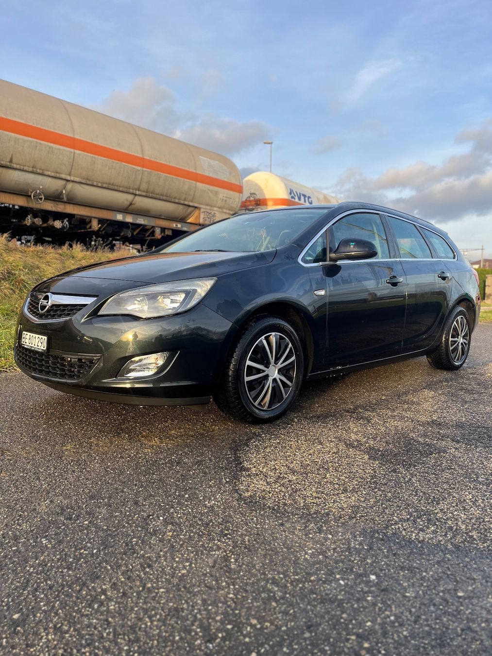 Opel Automobili: OPEL astra 1,9 TDI de 2013 – Usato da Erlach venduto da Paolomeli90