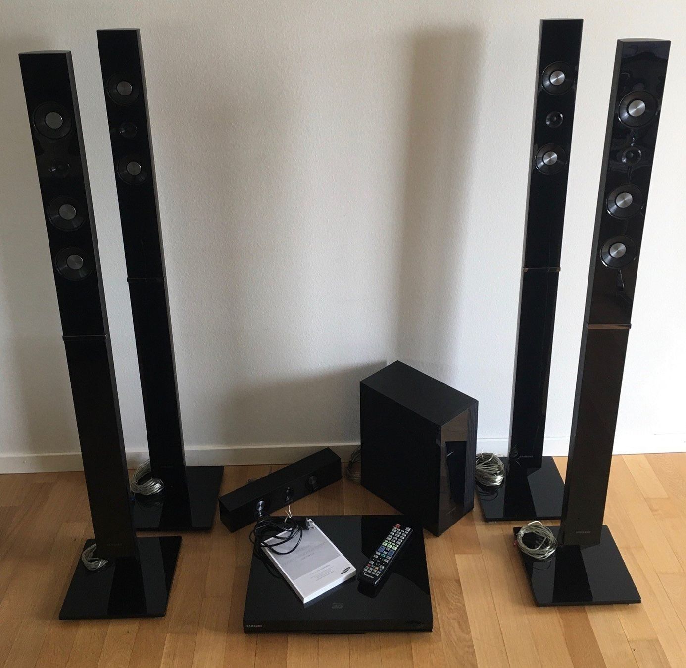 Samsung Home Cinema: Home Cinema Samsung HT-D5500 – Usato da Zug venduto da was_gyy2