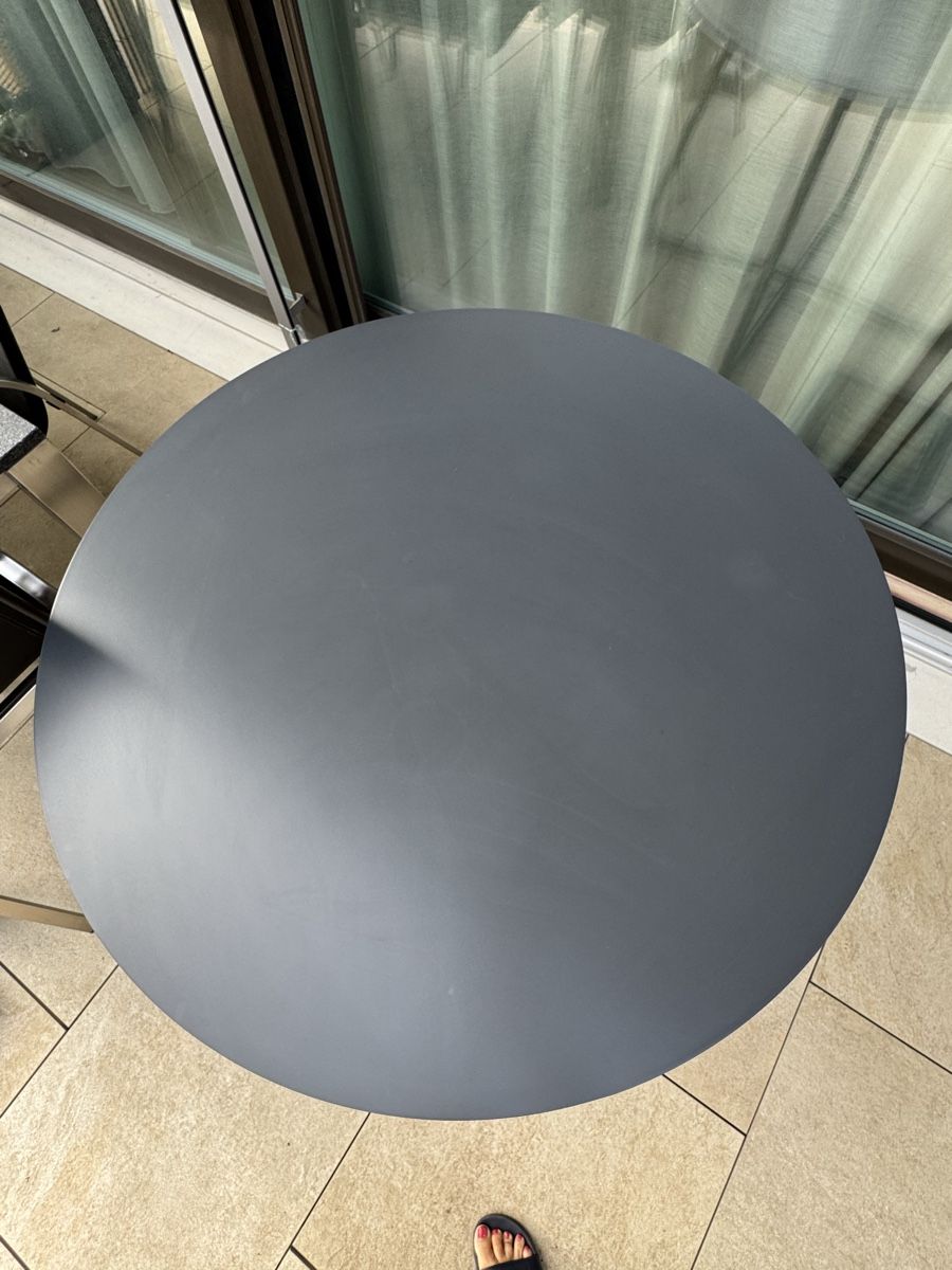 Tavoli: Gartentisch rund, Gestell aus Aluminium schwarz – Usato da Gutenswil venduto da eliane67 2