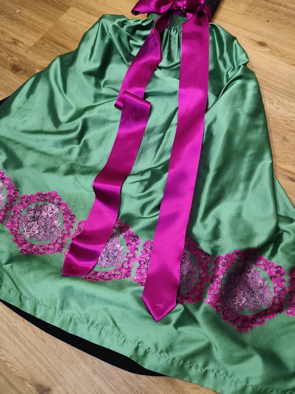 Vestiti: Dirndl Gr. 42 (40), RESEDER - NEU – Nuovo (secondo la descrizione) da Dussnang venduto da Rosenfee50 1