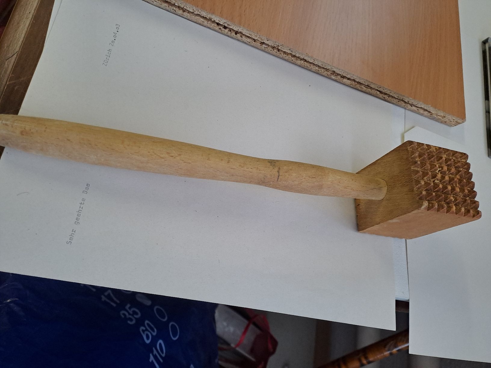 Appareils de cuisine: Fleischklopfer Holz guter Zustand – D'occasion à Zürich par Schoebi19 1