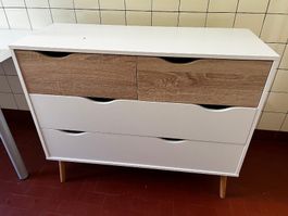 Commode 4 tiroirs en bois