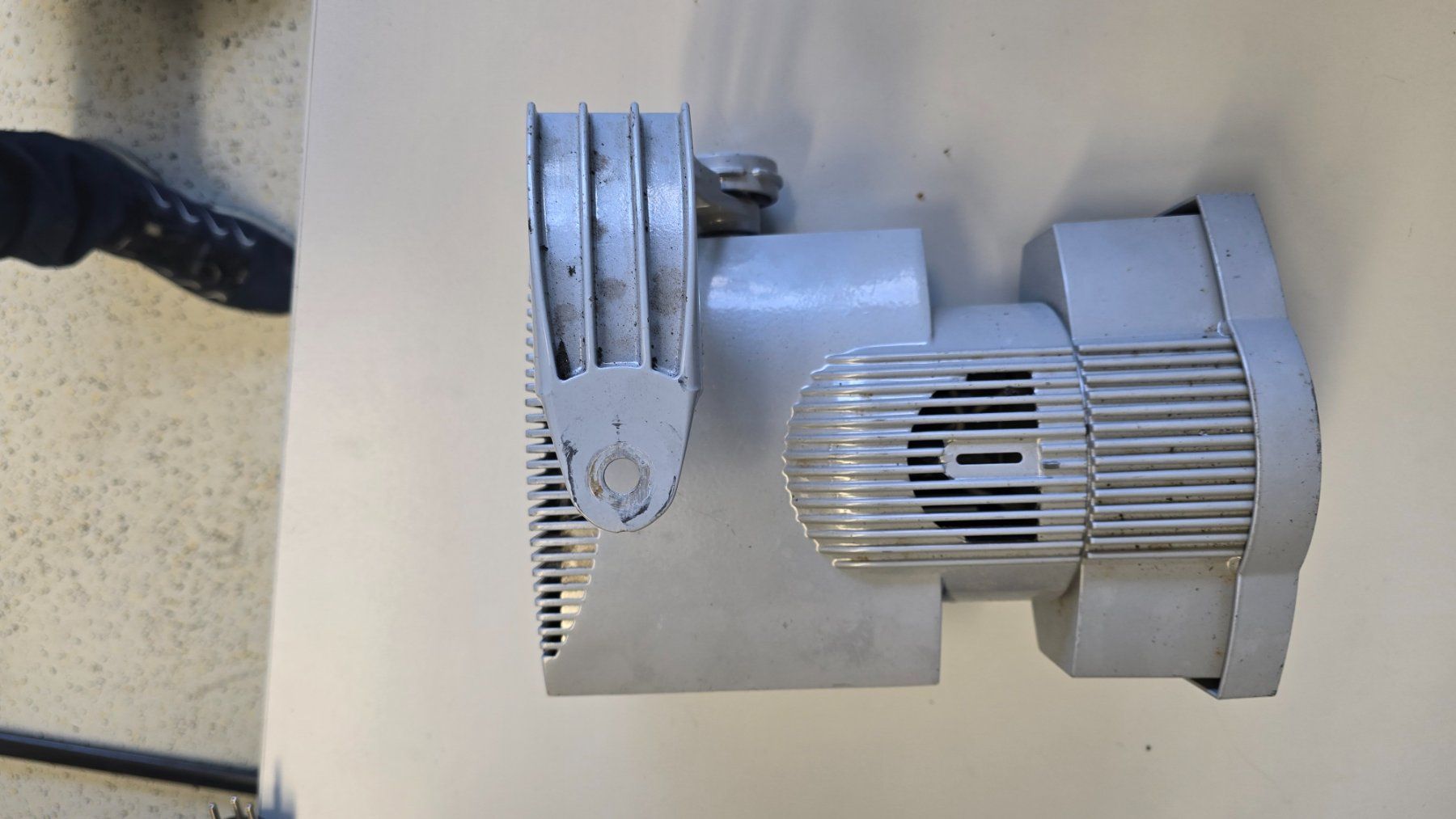 Lampade: 8x Halogen Strahler 150W – Usato da Gerlafingen venduto da PowerhouseAG 2