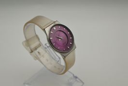 schlichte Damen Uhr (Läuft mit Garantie)
