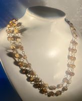 Collier vintage 50s en perles de Bohême et sa pochette
