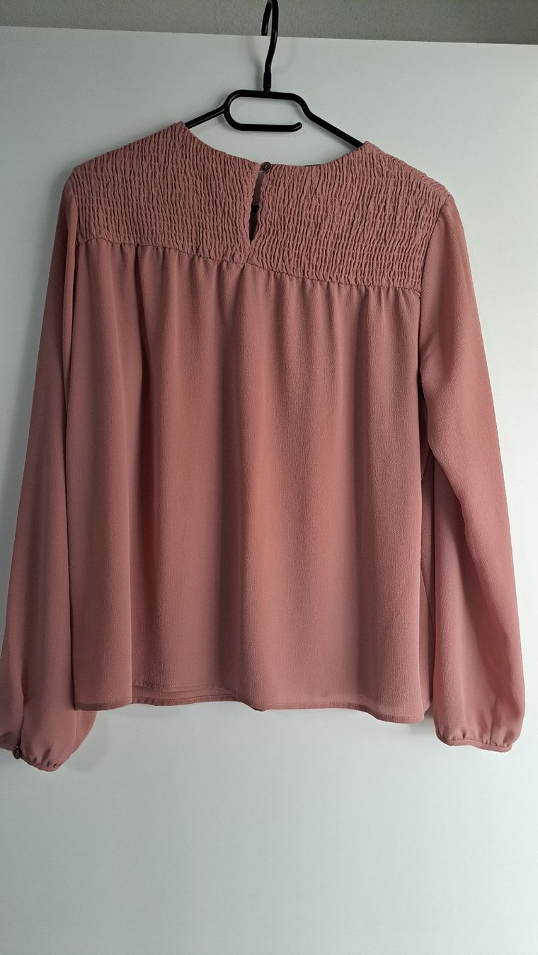 Only Top: Oberteil ONLY in weiss ODER altrosa Gr. 38 – Usato da Winterthur venduto da Dream_of 2