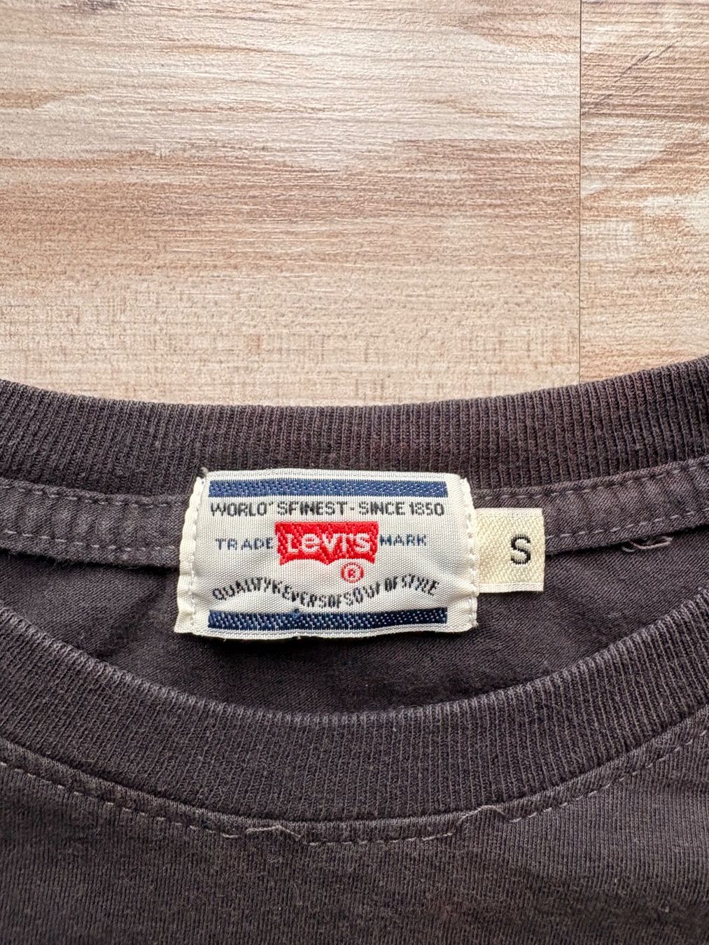 Levi's T-shirt: Levis T-Shirt – Usato da Wigoltingen venduto da _vntg_ 2