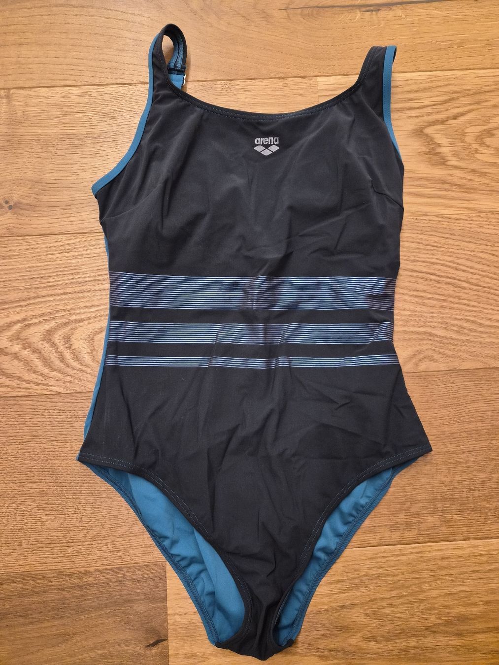 Arena Maillots de bain & Bikinis: Arena Badeanzug Grösse 44 blau – D'occasion à Schwarzenberg LU par LadySecondhand