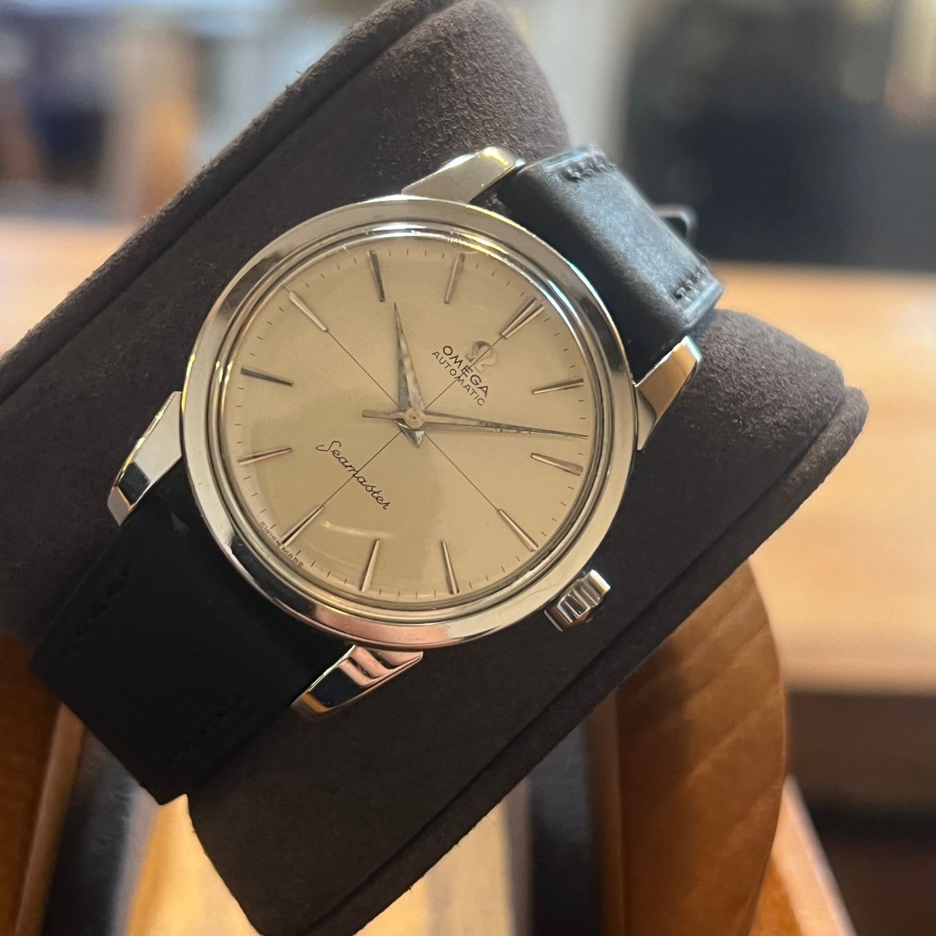 Omega Orologi: Omega Seamaster Vintage Automatic Silver Dial – Usato da Carouge GE venduto da Watchaser 8