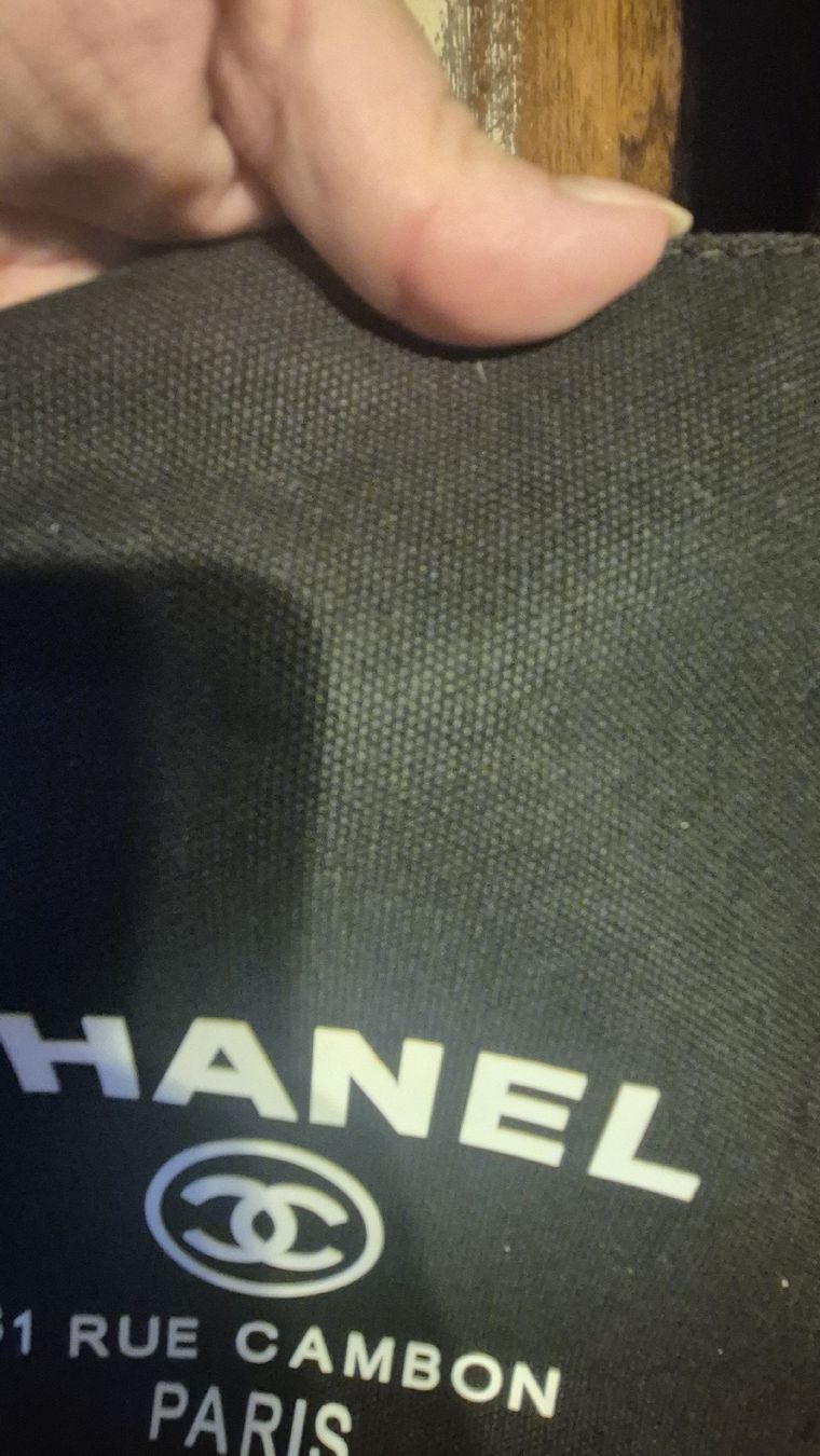Taschen für Damen: Kleine Beuteltasche Chanel – Neu (gemäss Beschreibung) aus Benglen von Janine_25 3