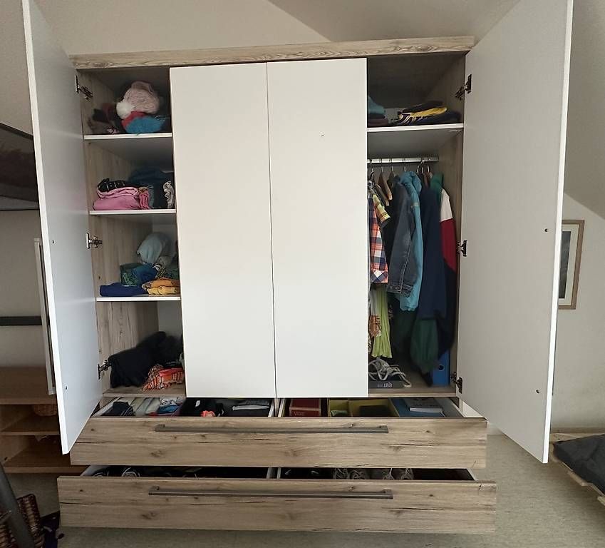 Armadi: Schrank – Usato da Basel venduto da Momo248 1