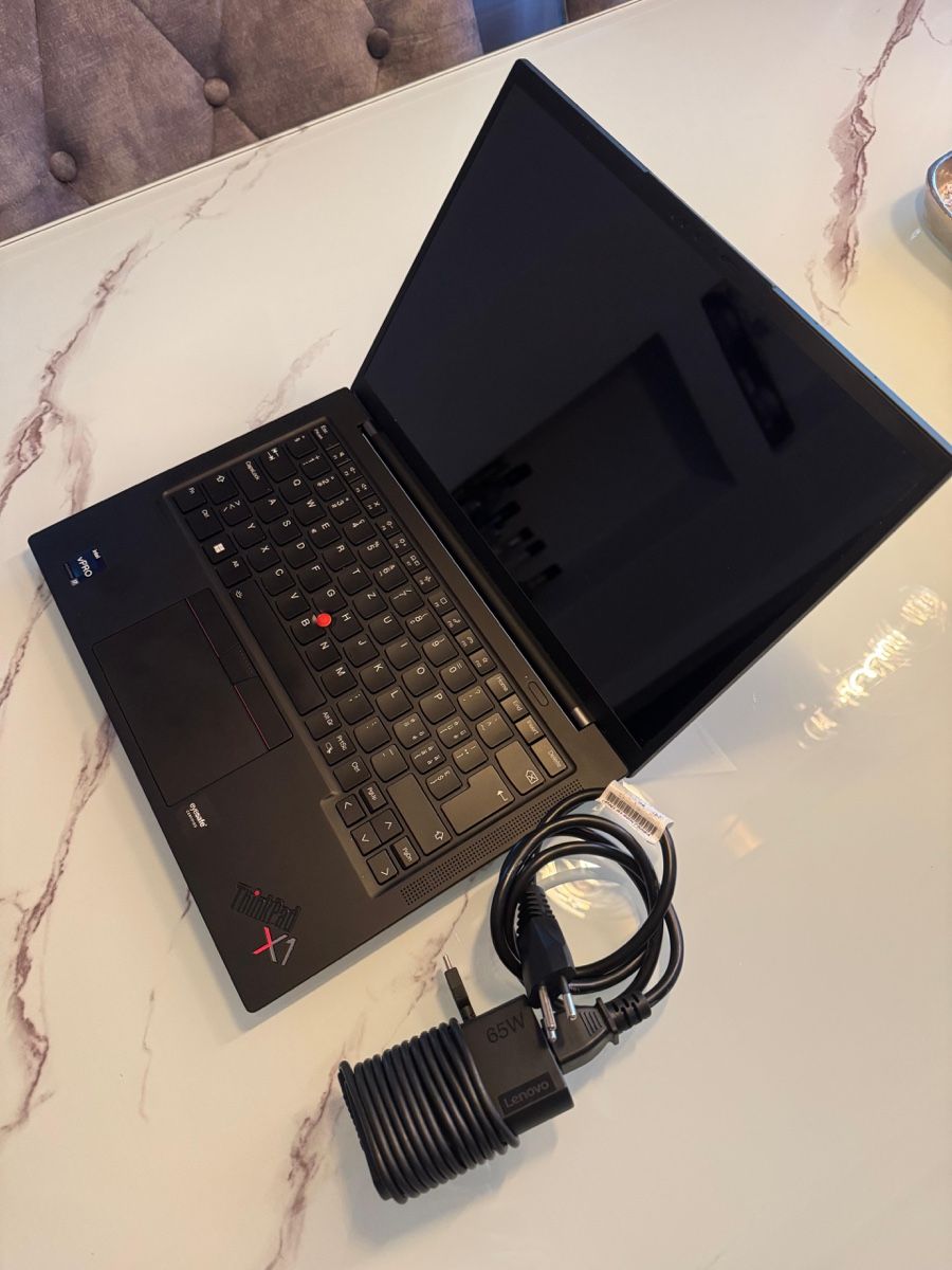 Lenovo Notebooks: Lenovo X1 Carbon Gen 10 – Gebraucht aus Schönenwerd von cassi2828 1