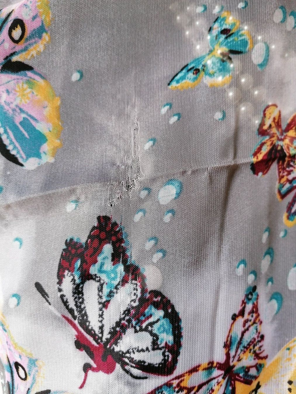 Foulard & Sciarpe: Foulard mit wunderschönen Schmetterlinge – Nuovo e nell'imballaggio originale da Zollikofen venduto da Blackie 9