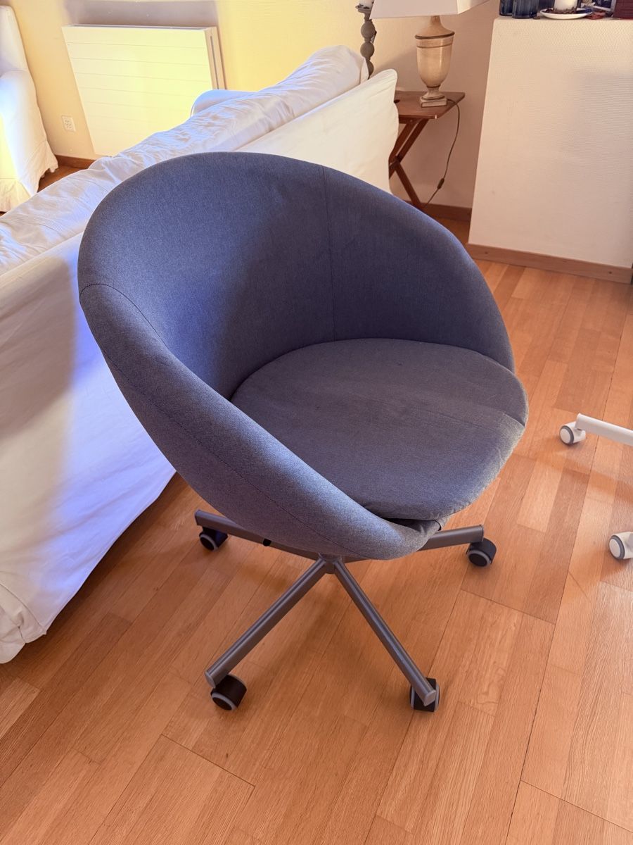 Ikea Sedie: SKRUVSTA, Vissle grau – Usato da Cologny venduto da CZILLI