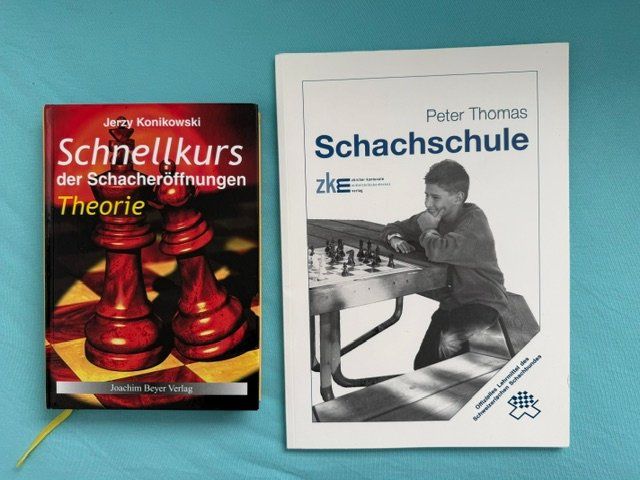 Libri: Zwei neuwertige Schach-Bücher – Nuovo (secondo la descrizione) da Lostorf venduto da Nick1258
