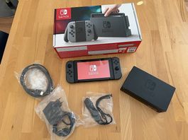 Nintendo Switch 1 mit Original-Verpackung OVP