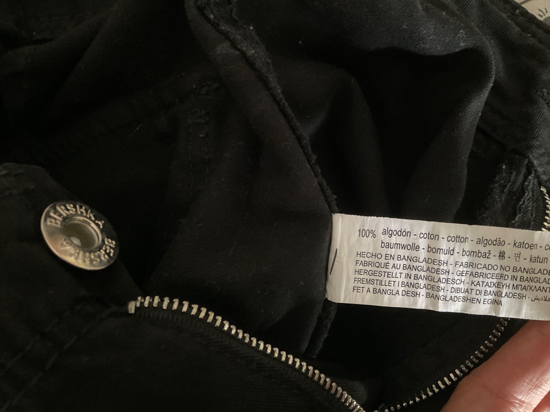 Pantaloni: Bershka Hose Gr. 32 – Usato da Winterthur venduto da aionila 3