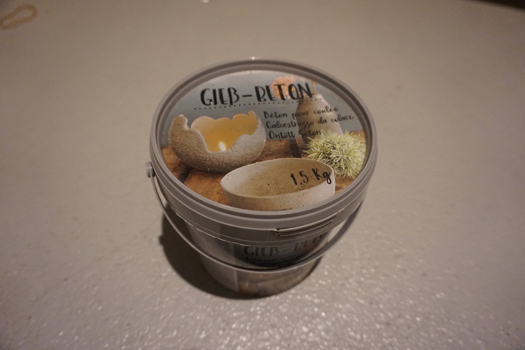 Modelliermasse: Giess Beton – Neu und originalverpackt aus Hochdorf von Aguadulce