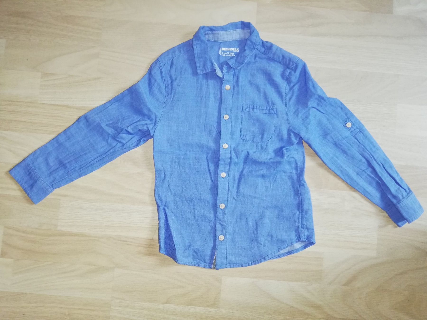 Lotti & Set di vestiti: Lot pulls, t-shits, jeans, (110) – Usato da Biel/Bienne venduto da Sikosi 7
