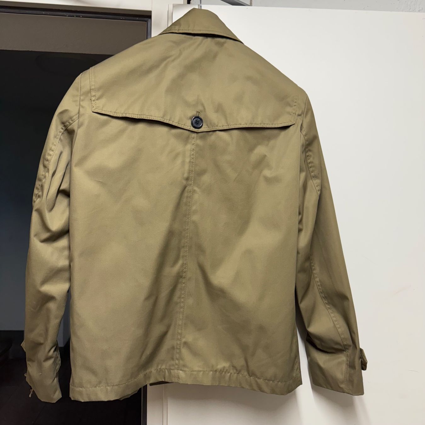 H&M Cappotti: H&M Mantel (Hellolivgrün; Grösse 52 (EU)) – Usato da Schaffhausen venduto da AMJoho 1