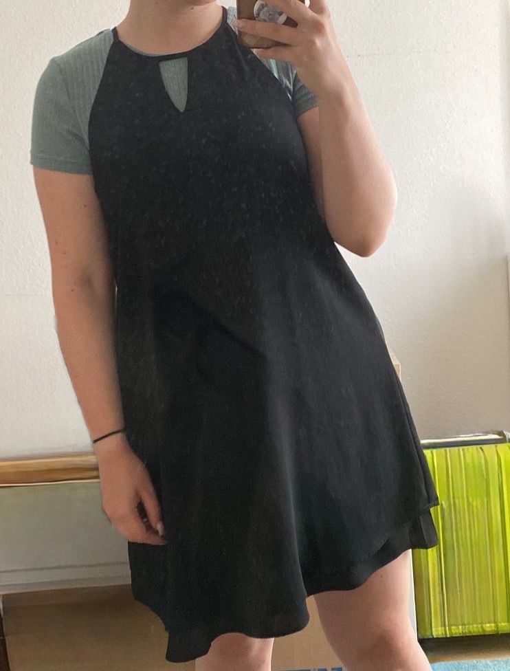 Vero Moda Vestiti: Sommerkleid mit Blumenmuster – Nuovo (secondo la descrizione) da Ebikon venduto da jov_w5ww 1
