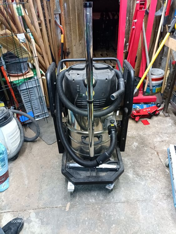 Kärcher Staubsauger & Zubehör: Aspirateur professionnel Karcher – Gebraucht aus Les Bayards von panss