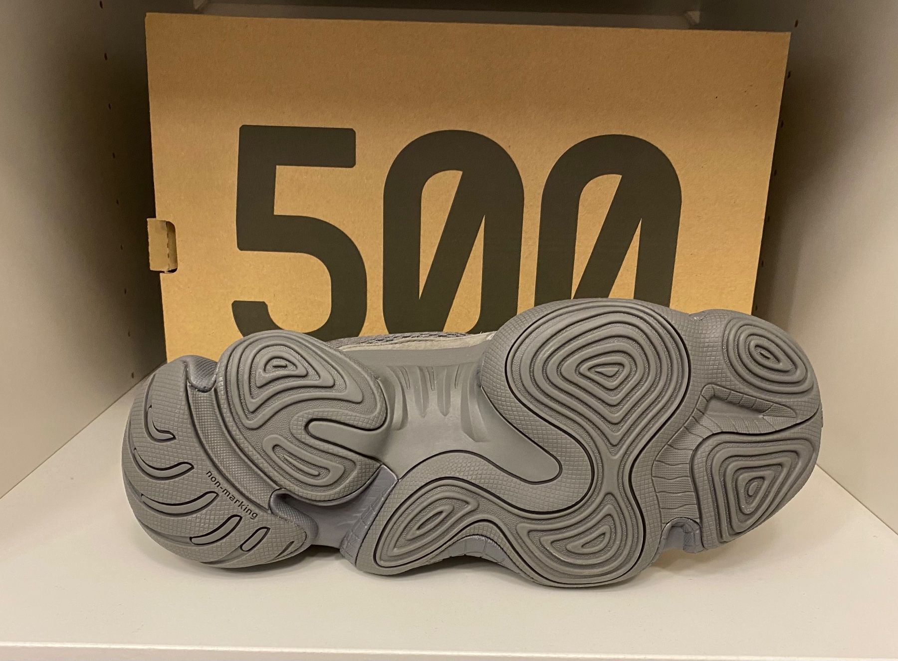 Scarpe da uomo: Adidas Yeezy 500 Granite – Nuovo e nell'imballaggio originale da Zürich venduto da Watches-Co. 4