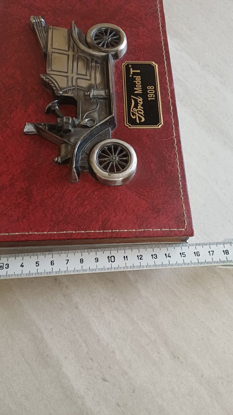 Ford Modellini d'auto: Alte Schatulle  Ford  Modell T 1908 – Usato da Flawil venduto da Pinkmalibu 4