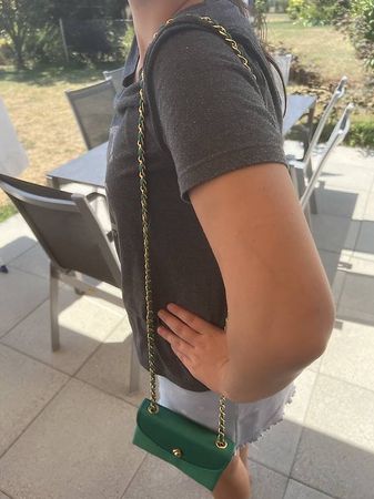 Pochette vintage turquoise avec chaîne dorée