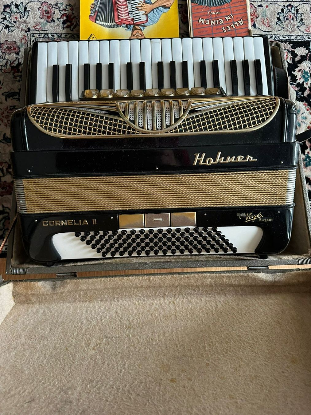 Hohner Strumenti musicali: Hohner Cornelia II Handorgel, Akkordeon – Usato da Burgdorf venduto da Apfel62 7